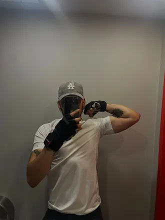 OnlyFans account  daniel_199 header 2