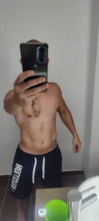 OnlyFans account  valiente77 avatar 1