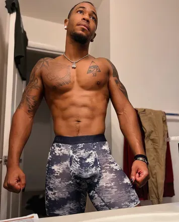 OnlyFans cuenta kburg305 avatar 1
