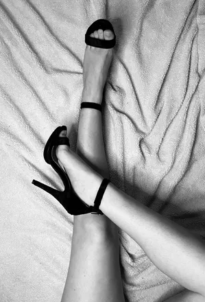 OnlyFans cuenta lunaravenna header 2