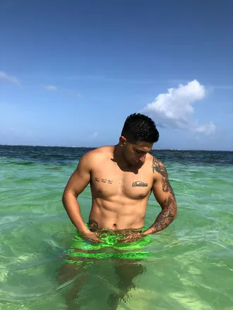 OnlyFans cuenta theskyboy header 2