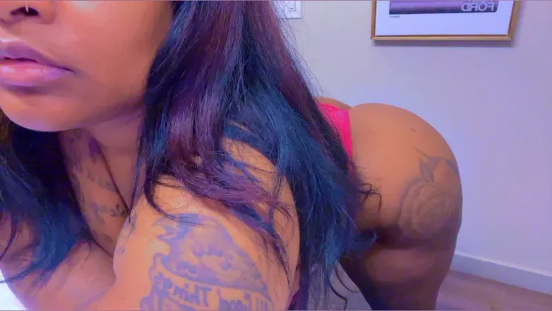 OnlyFans cuenta therealdaphneemaree header 2