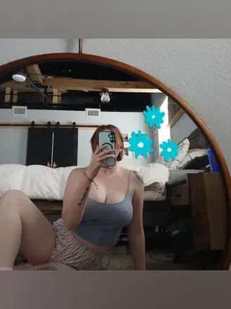 OnlyFans account  violetpiper avatar 1