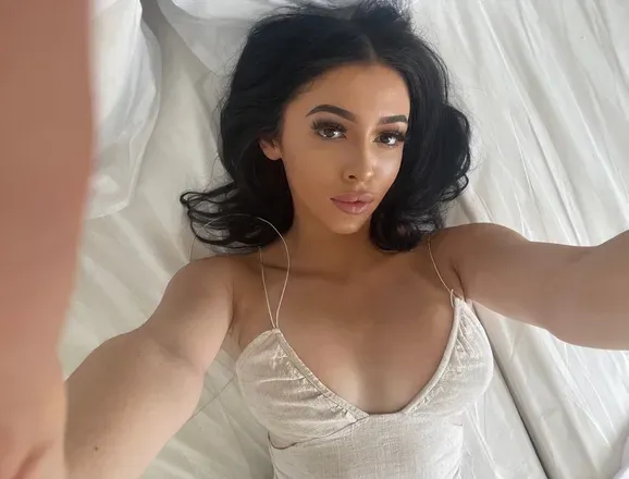 OnlyFans cuenta petite_lina avatar 1