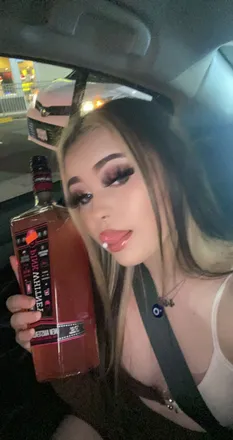 OnlyFans cuenta officialdess header 2