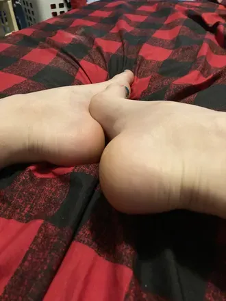 OnlyFans cuenta feetpics0917 avatar 1