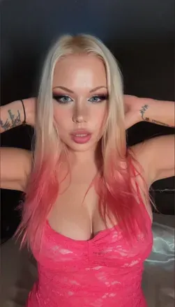 OnlyFans cuenta yourpetiteblond avatar 1