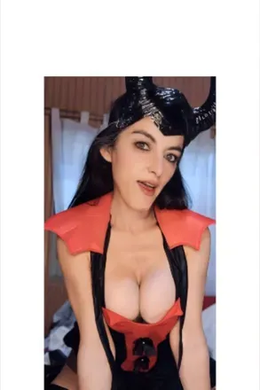 OnlyFans cuenta hott_mommy previous_avatars_1 3