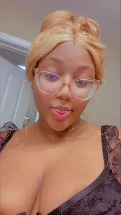OnlyFans cuenta dandelion_cream header 2