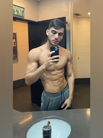 OnlyFans account  maor_dr header 2