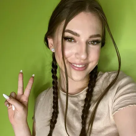 OnlyFans account  sophieee_xoxo avatar 1