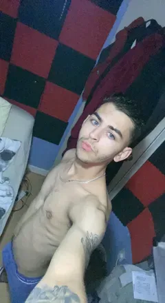 OnlyFans cuenta lukekay1233 avatar 1