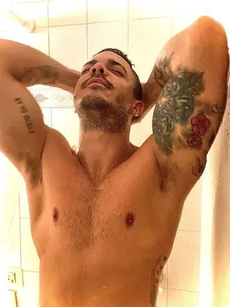 OnlyFans cuenta thecolombianguy header 2