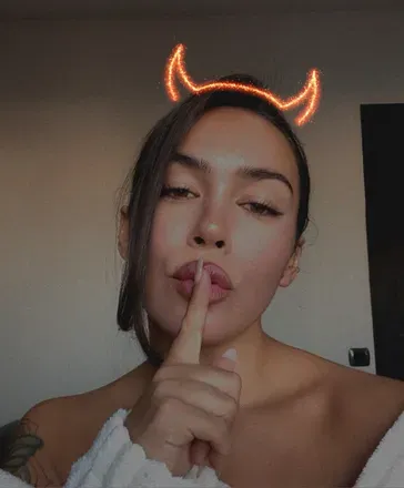 OnlyFans account  premiumpyar avatar 1