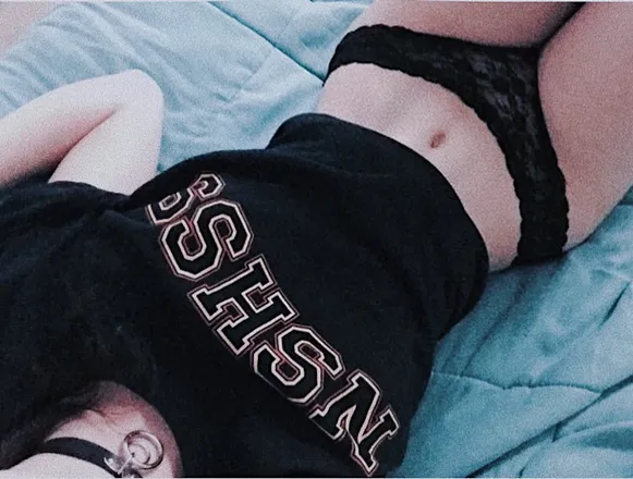 OnlyFans cuenta delicate_bitch header 2