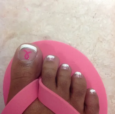 OnlyFans cuenta prettytoesinsteadofhoes header 2