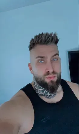 OnlyFans account  theref11 avatar 1