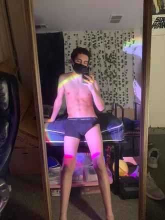 OnlyFans cuenta tonyav181 header 2