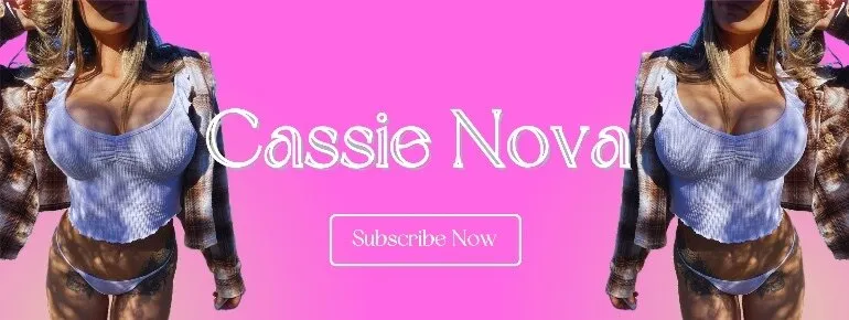 OnlyFans cuenta cassie_babe header 2