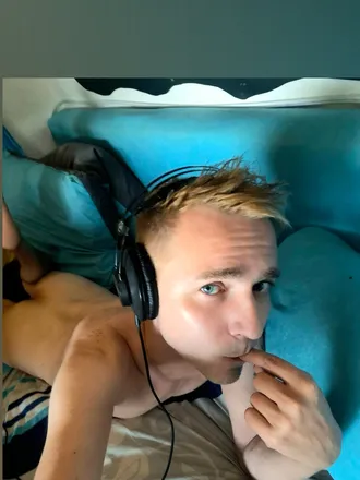 OnlyFans account  youthfuldave header 2