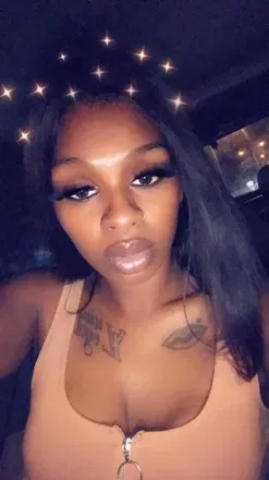 OnlyFans cuenta prettybrowncyn header 2