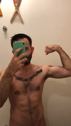 OnlyFans account  chrsoroz header 2