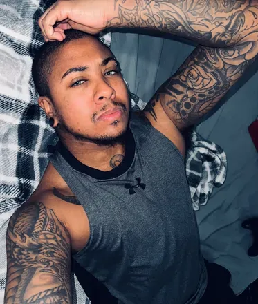 OnlyFans account  dongdoesdamage avatar 1