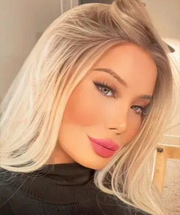 OnlyFans cuenta miacarolinacaroline avatar 1