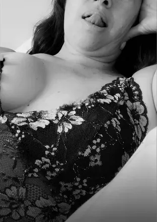 OnlyFans account  millyk avatar 1