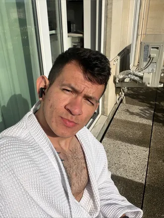 OnlyFans cuenta leofue95 header 2