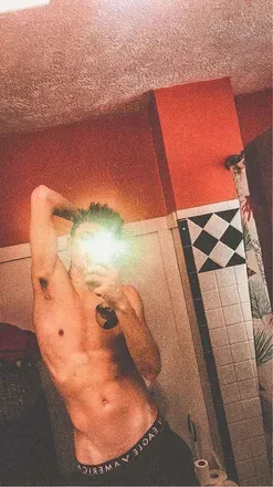 OnlyFans cuenta beachboysneedlovetoo avatar 1