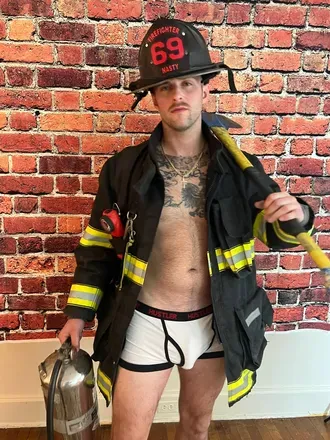 OnlyFans cuenta firefighternasty avatar 1