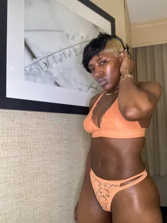 OnlyFans cuenta nefertiti_godass avatar 1