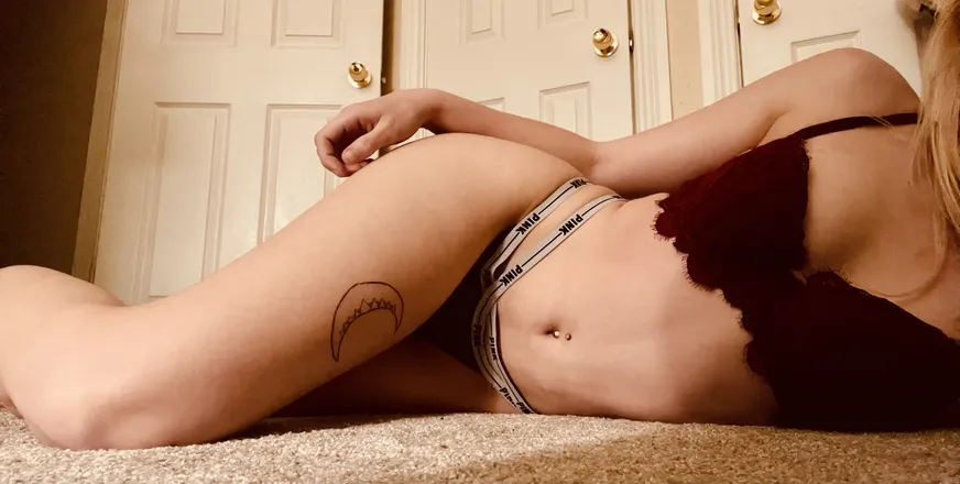OnlyFans cuenta veronicaelise header 2