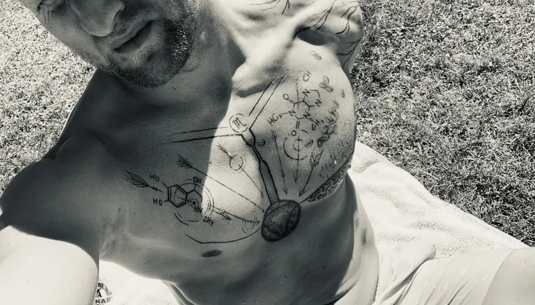 OnlyFans account  fitness_musician header 2