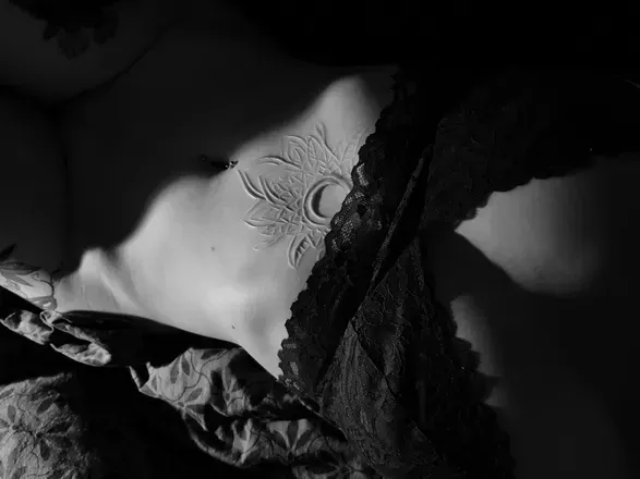 OnlyFans cuenta alice_pieuvre header 2