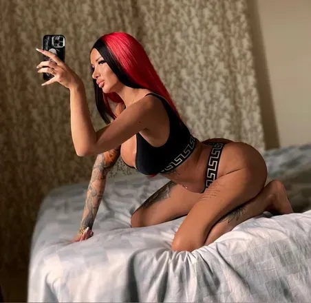 OnlyFans cuenta miavoss header 2