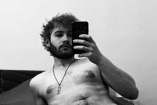OnlyFans cuenta ythel header 2