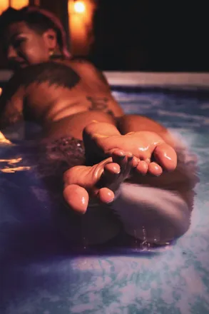 OnlyFans cuenta notinnocence header 2