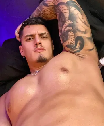 OnlyFans account  strykerkun header 2
