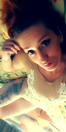 OnlyFans cuenta nikki6ixthegilf header 2