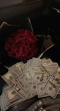 OnlyFans cuenta rose_xoxoxo header 2