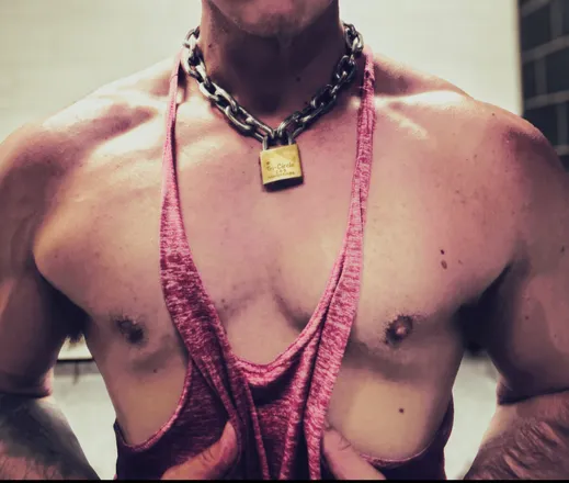 OnlyFans cuenta u81432025 header 2