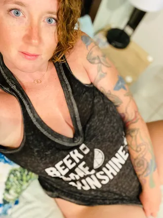 OnlyFans cuenta tattedbeachbum header 2