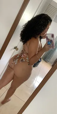 OnlyFans cuenta nishaeli header 2