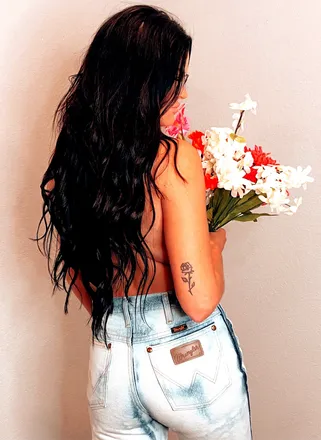 OnlyFans cuenta taydestiny1 header 2