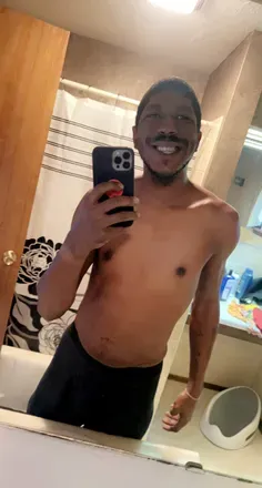 OnlyFans account  traydamang26 avatar 1