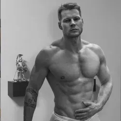 OnlyFans cuenta ikarus1999 avatar 1