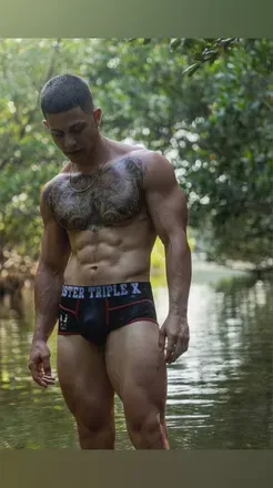 OnlyFans account  wtroy header 2