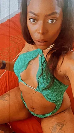OnlyFans cuenta desithis_desithat avatar 1